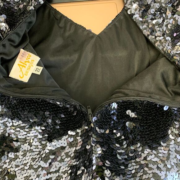 Womens Vintage Alyce Designs Sequined V-neck Top Midnight Black Size 22 - Picture 3 of 9